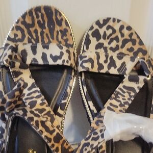 Shoe Dazzle Black and Brown Sandals with Animal Print Design